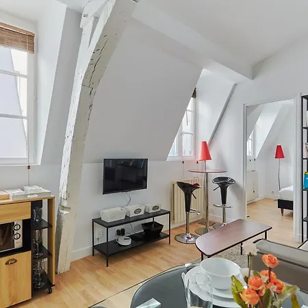 Charming 1 Bedroom Flat Coeur Du Marais By Studio Prestige Paris Exterior photo