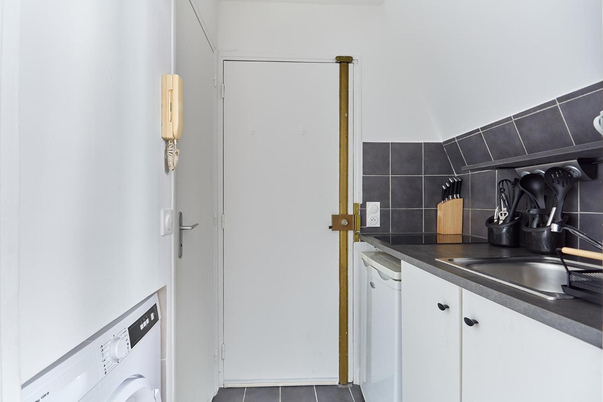 Charming 1 Bedroom Flat Coeur Du Marais By Prestige Appartement *